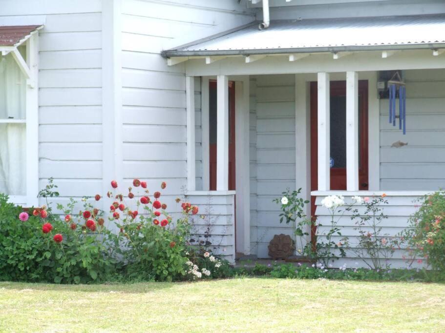 Riverlea Cottage - Cosy, Comfy, Quiet, Central 타우마루누이 외부 사진