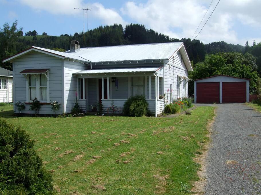 Riverlea Cottage - Cosy, Comfy, Quiet, Central 타우마루누이 외부 사진